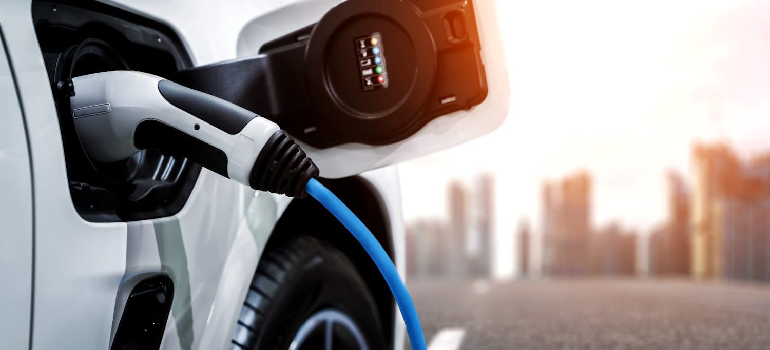 Ladda elbilen Ladda elbilen